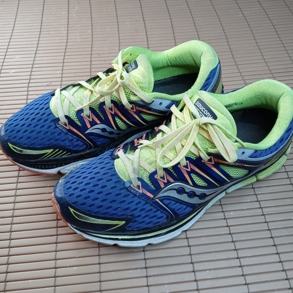 Saucony Triumph ISO Series S20262-1 Mens Athletic Running Shoes blue Size 12.  5 - Picture 2 of 10